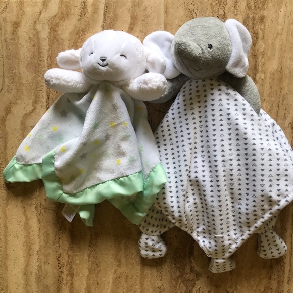 carter's lamb lovey